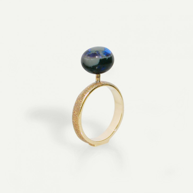 anello in oro 750‰ e opale nero