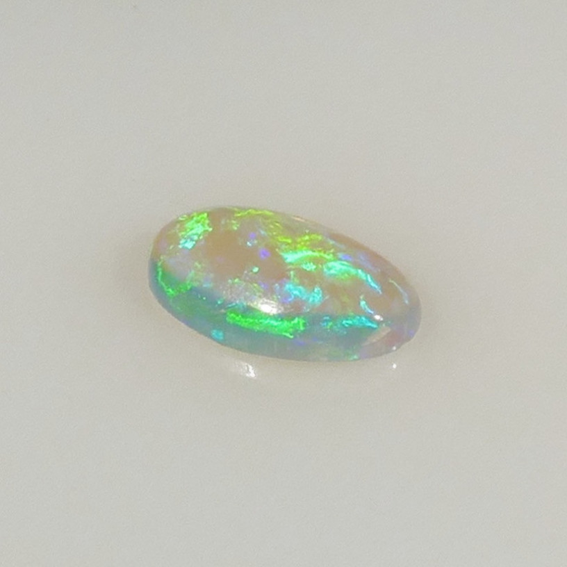 light opal L020144