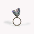 Ring in silver and black opal